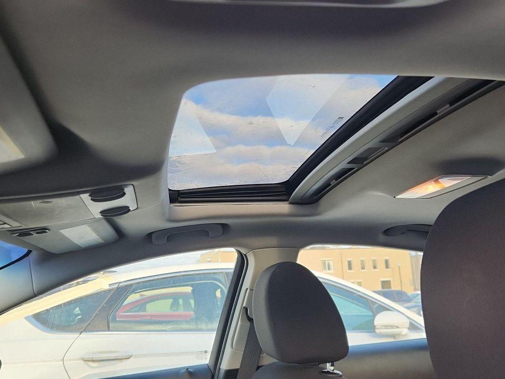 used 2016 Chevrolet Cruze Limited car, priced at $7,998