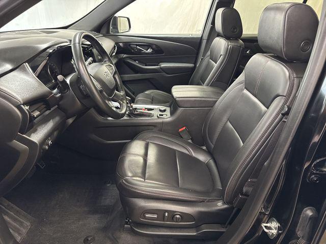 used 2023 Chevrolet Traverse car, priced at $35,084