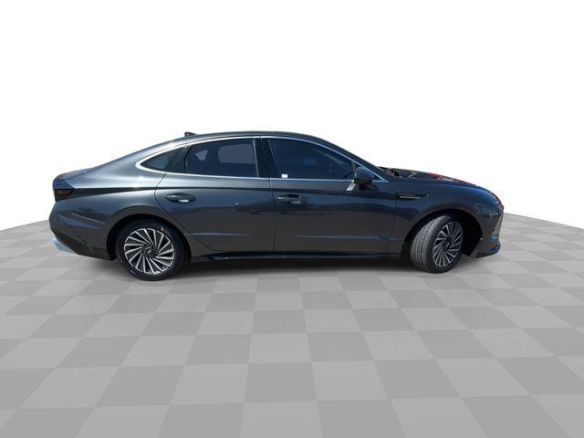 used 2025 Hyundai Sonata Hybrid car, priced at $24,049