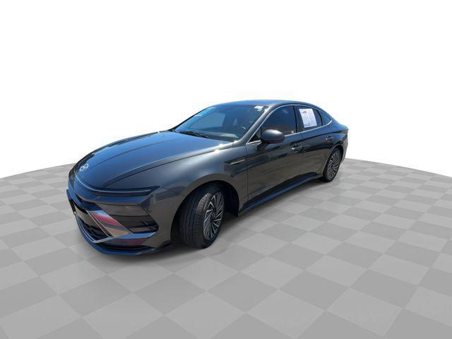 used 2025 Hyundai Sonata Hybrid car, priced at $24,049