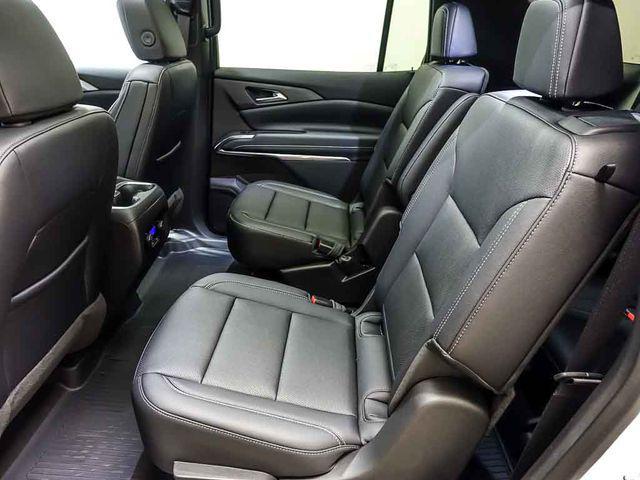 new 2026 Chevrolet Traverse car, priced at $45,295