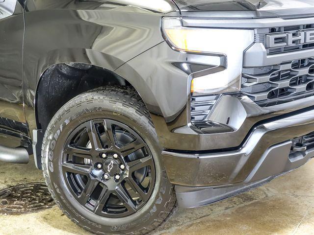 new 2026 Chevrolet Silverado 1500 car, priced at $40,995
