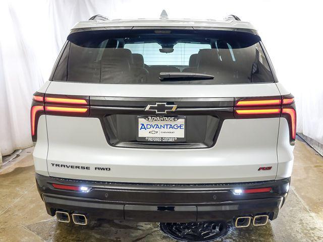 new 2026 Chevrolet Traverse car, priced at $56,995
