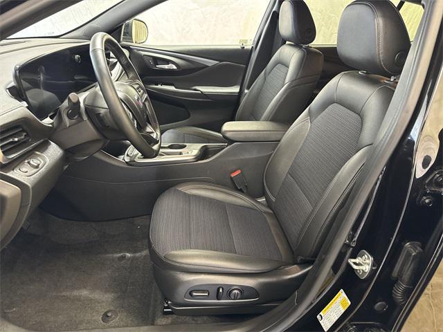 used 2025 Buick Envista car, priced at $23,026