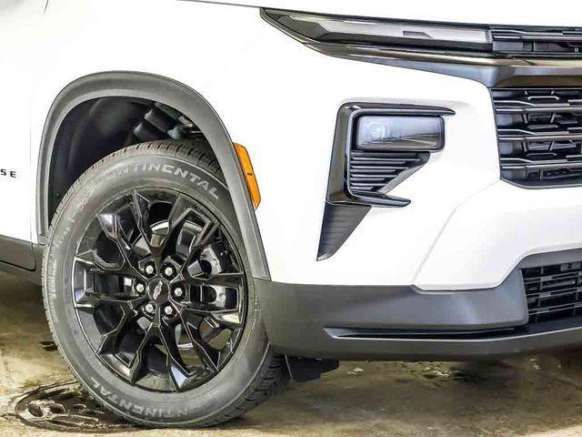 new 2026 Chevrolet Traverse car, priced at $42,795