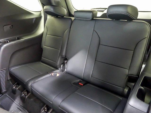 new 2026 Chevrolet Traverse car, priced at $40,695