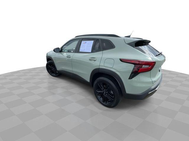 used 2025 Chevrolet Trax car, priced at $22,571