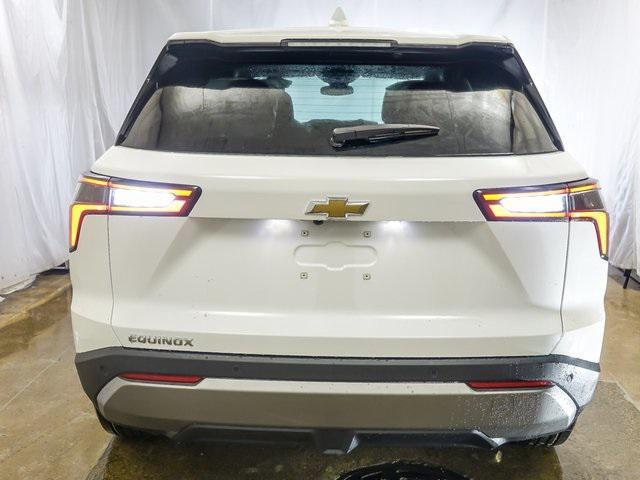 new 2026 Chevrolet Equinox car, priced at $24,695