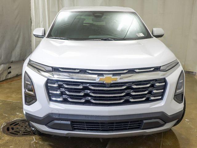 new 2026 Chevrolet Equinox car, priced at $24,695