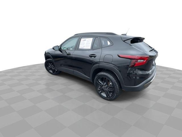 used 2024 Chevrolet Trax car, priced at $21,526