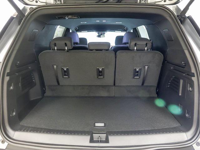 new 2026 Chevrolet Traverse car, priced at $40,895