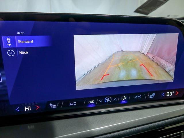 new 2026 Chevrolet Traverse car, priced at $40,895