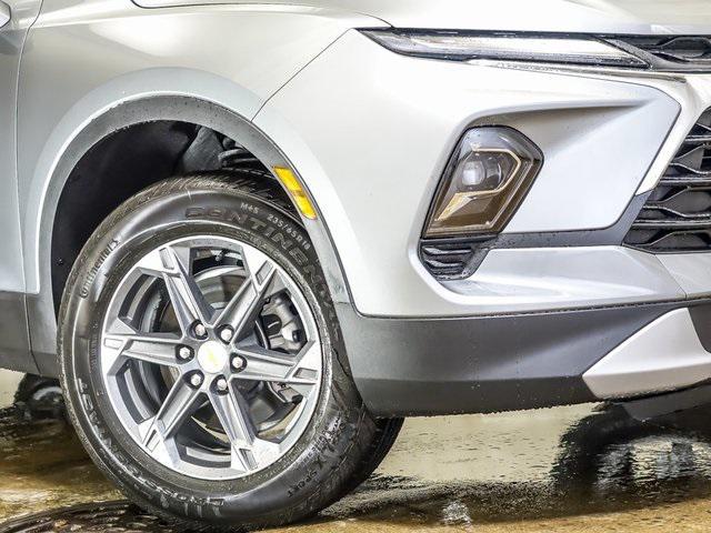 new 2026 Chevrolet Blazer car, priced at $32,995