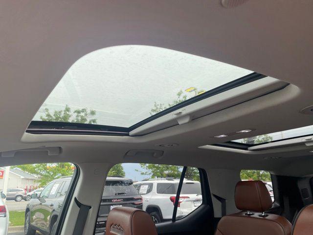 used 2019 Chevrolet Traverse car, priced at $22,733