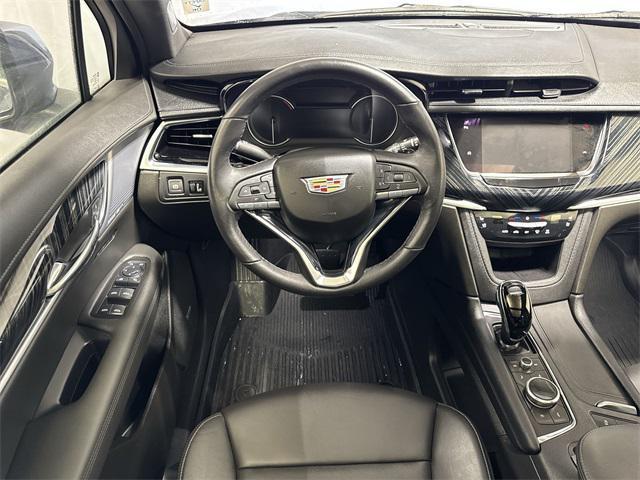 used 2024 Cadillac XT6 car, priced at $43,890