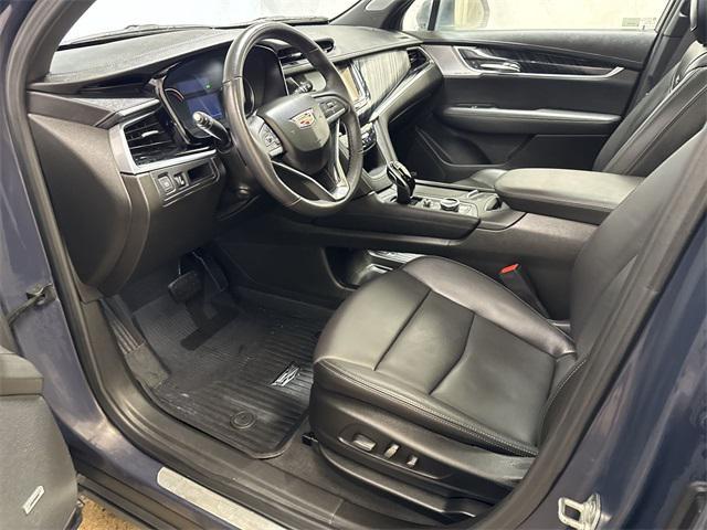 used 2024 Cadillac XT6 car, priced at $43,890