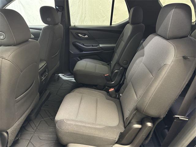 used 2022 Chevrolet Traverse car, priced at $28,332