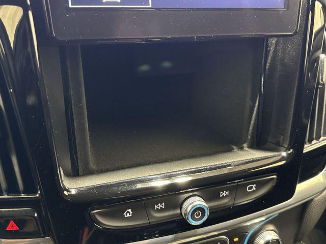 used 2022 Chevrolet Traverse car, priced at $29,583