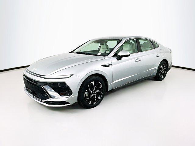 used 2025 Hyundai Sonata car, priced at $21,987