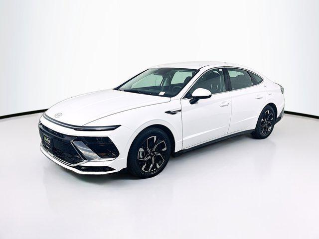 used 2025 Hyundai Sonata car, priced at $21,487