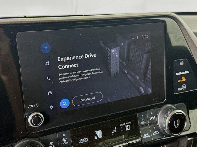 used 2023 Toyota Highlander car, priced at $30,487