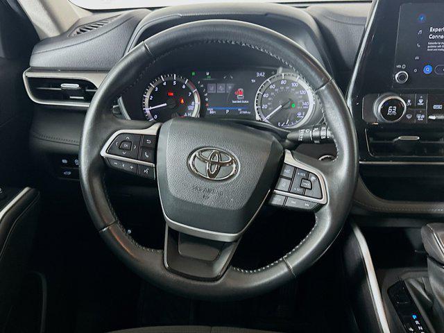 used 2023 Toyota Highlander car, priced at $30,487