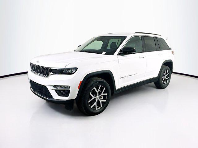 used 2024 Jeep Grand Cherokee car, priced at $30,697