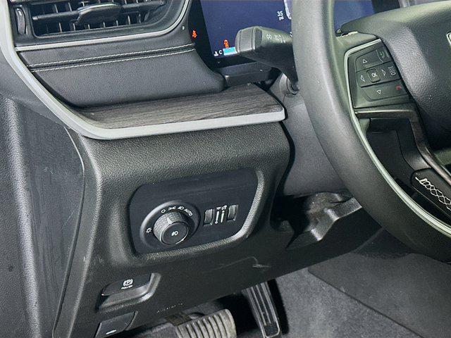 used 2024 Jeep Grand Cherokee car, priced at $30,697