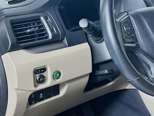 used 2019 Honda Pilot car, priced at $15,297