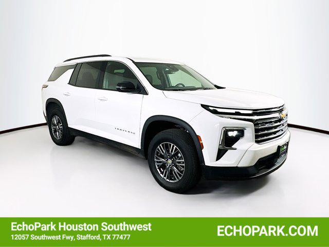 used 2025 Chevrolet Traverse car, priced at $31,987