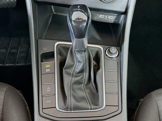 used 2024 Volkswagen Jetta car, priced at $15,987