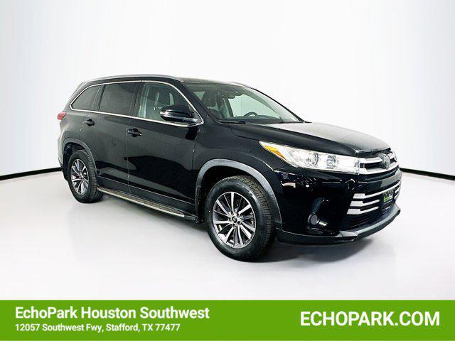 used 2019 Toyota Highlander car, priced at $20,487