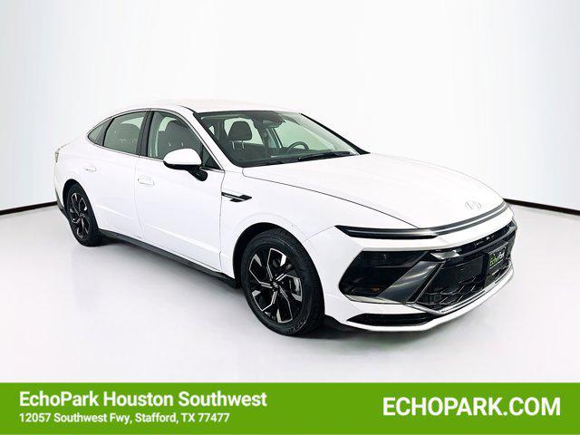 used 2025 Hyundai Sonata car, priced at $20,996