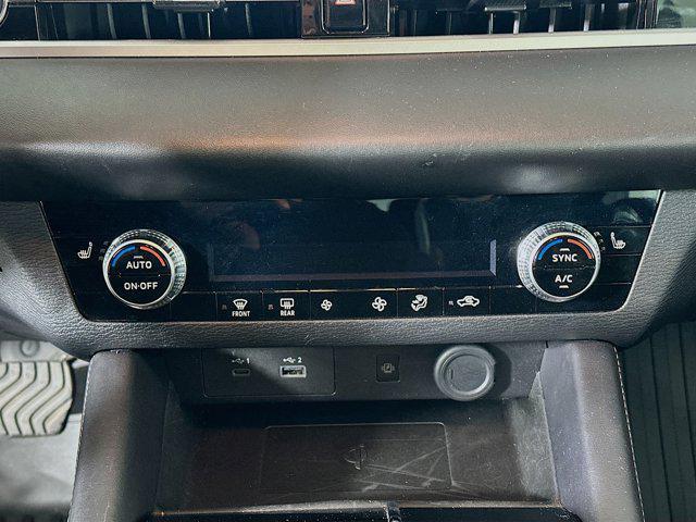 used 2024 Mitsubishi Outlander car, priced at $20,987