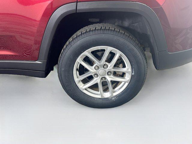 used 2023 Jeep Grand Cherokee car, priced at $27,122