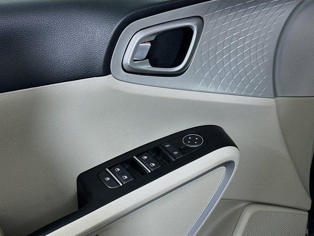 used 2025 Kia Soul car, priced at $14,987