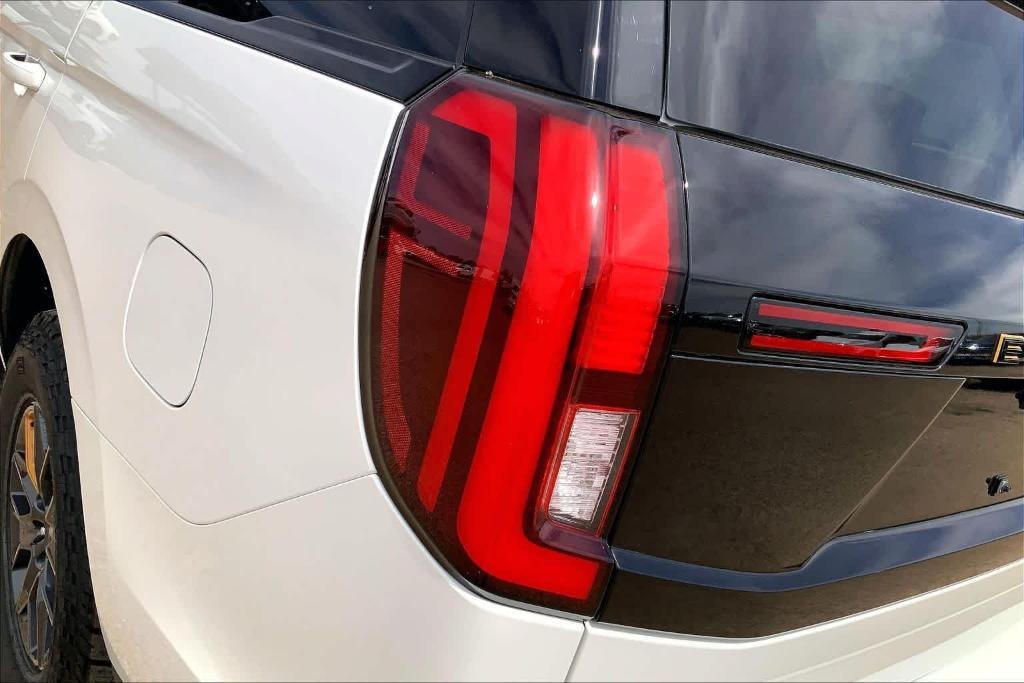 new 2026 Ford Expedition car, priced at $85,715