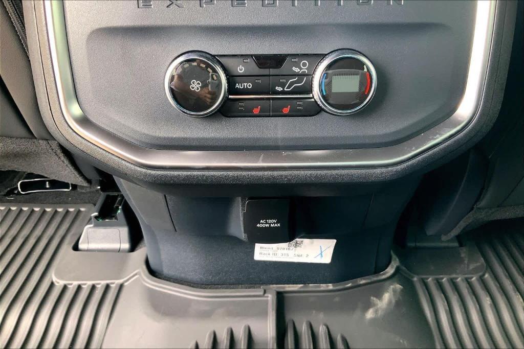 new 2026 Ford Expedition car, priced at $85,715