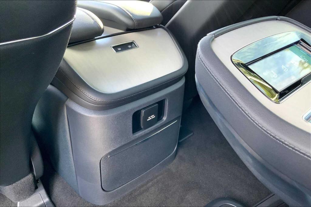 new 2025 Lincoln Navigator L car, priced at $102,615