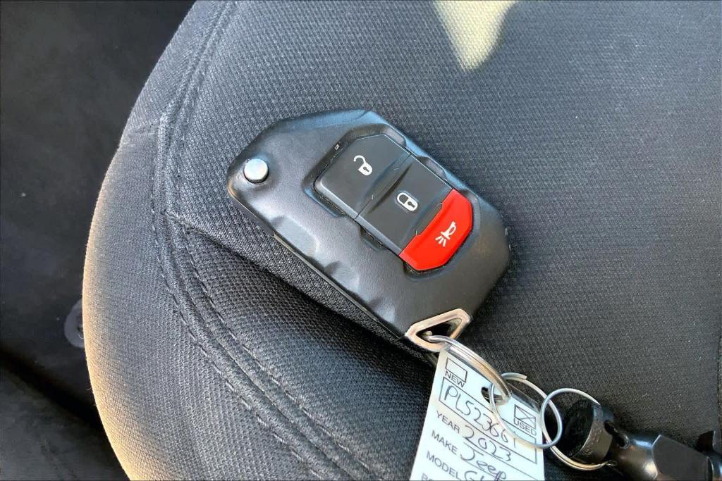 used 2023 Jeep Gladiator car, priced at $28,347