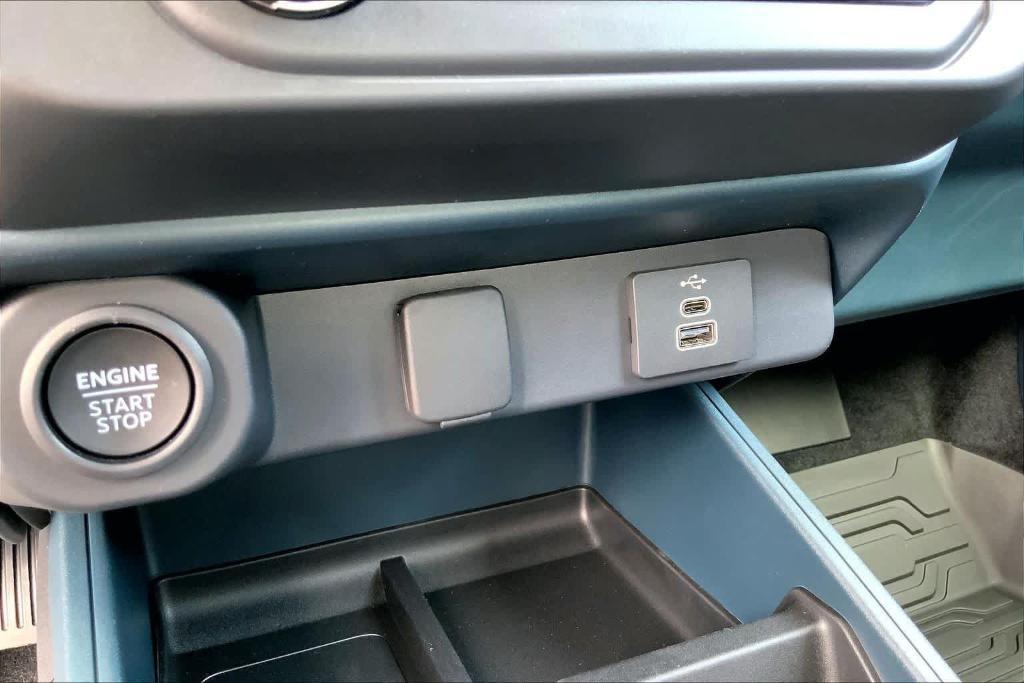 new 2025 Ford Maverick car, priced at $37,395