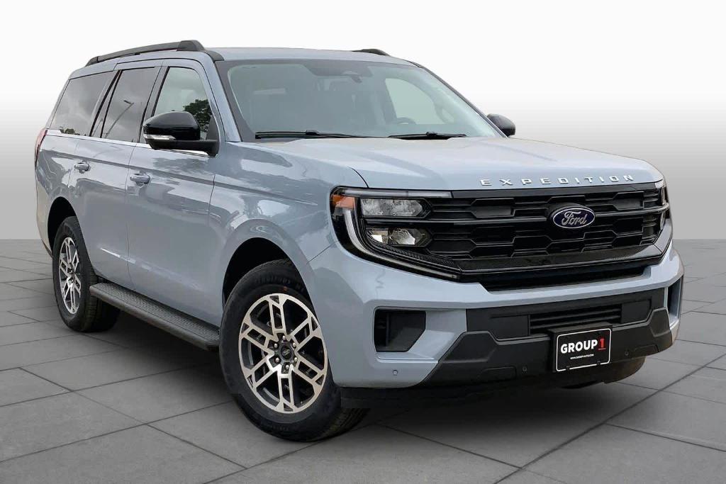 new 2026 Ford Expedition car, priced at $70,345