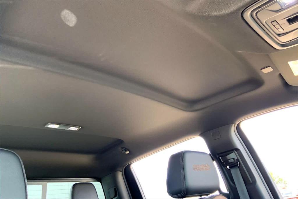 used 2024 Chevrolet Silverado 1500 car, priced at $52,865