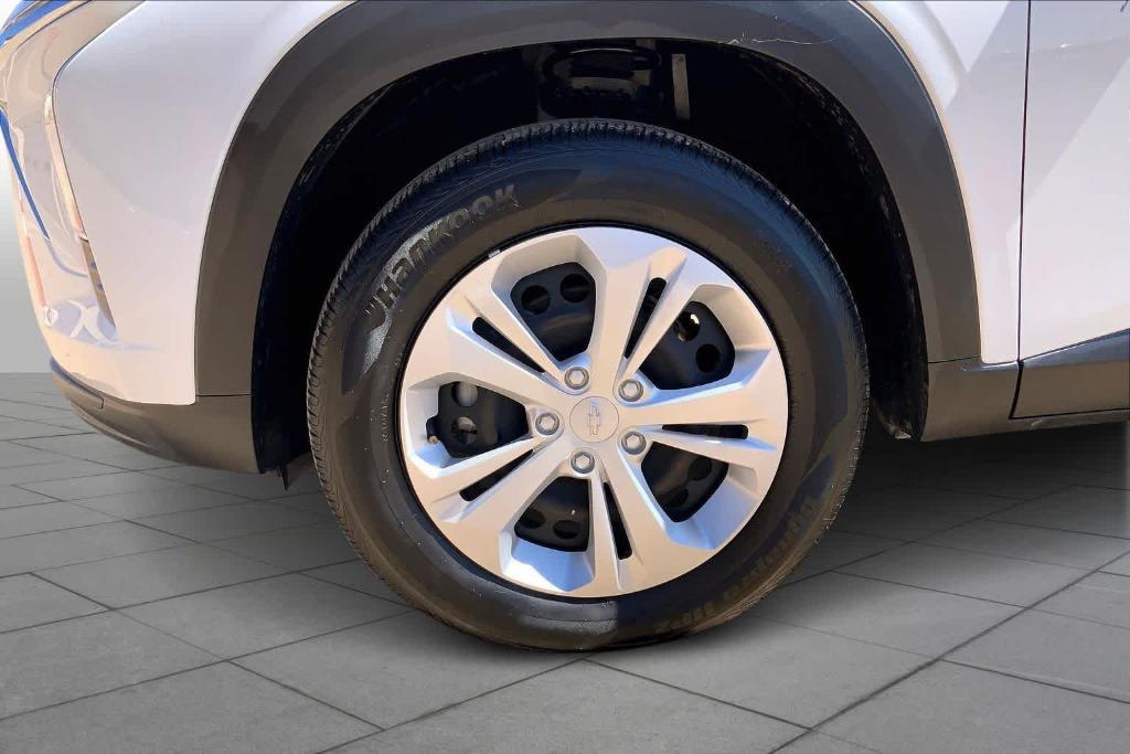 used 2025 Chevrolet Trax car, priced at $20,261