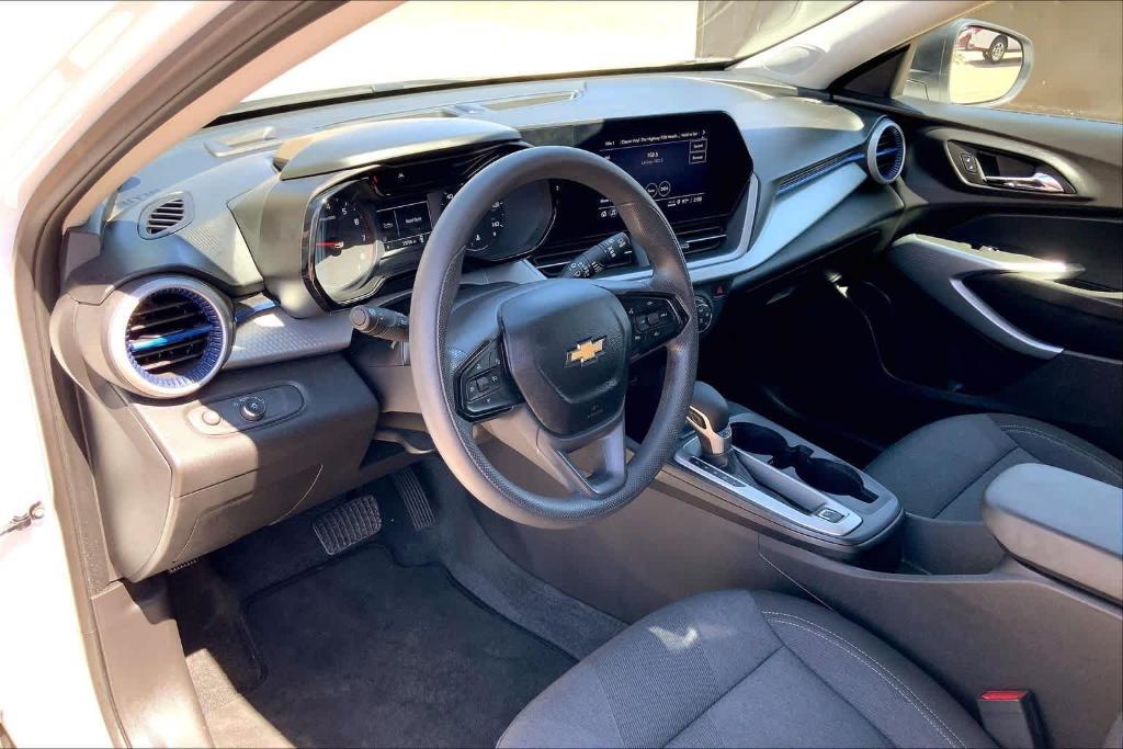 used 2025 Chevrolet Trax car, priced at $20,261