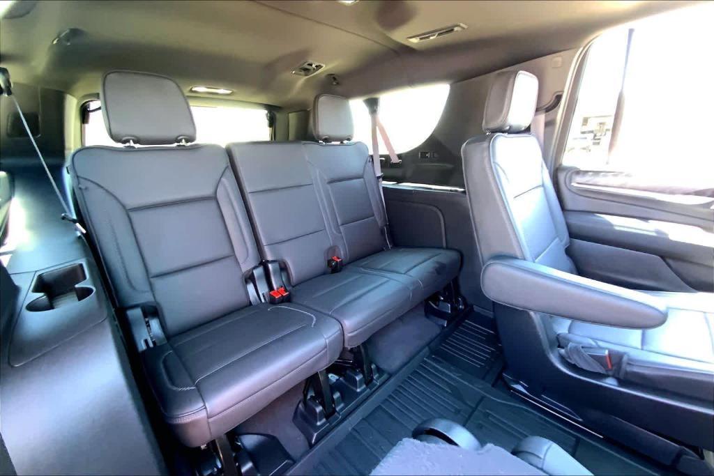 used 2024 GMC Yukon XL car, priced at $70,993