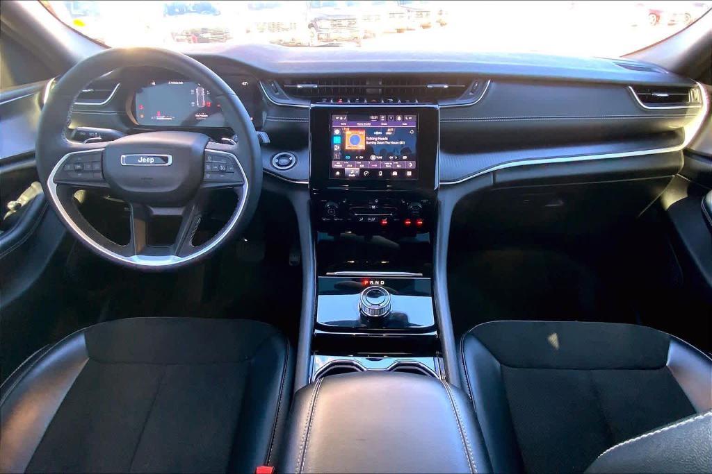 used 2023 Jeep Grand Cherokee car, priced at $27,975