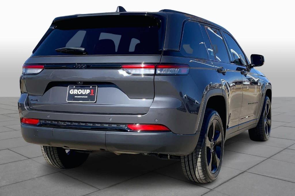 used 2023 Jeep Grand Cherokee car, priced at $27,975