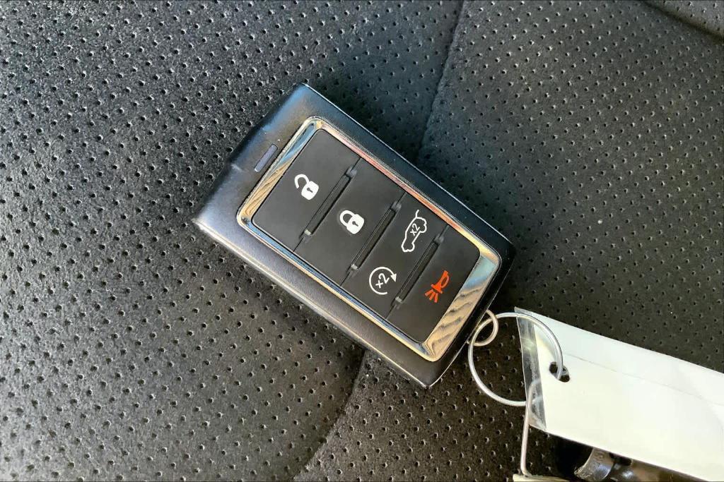 used 2023 Jeep Grand Cherokee car, priced at $27,975