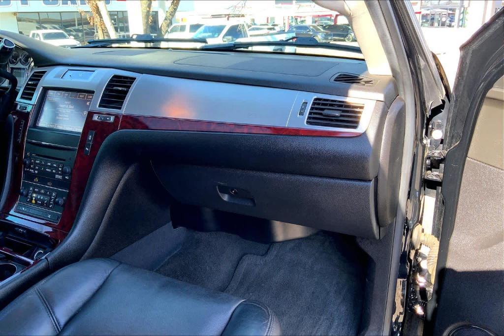 used 2014 Cadillac Escalade car, priced at $16,128